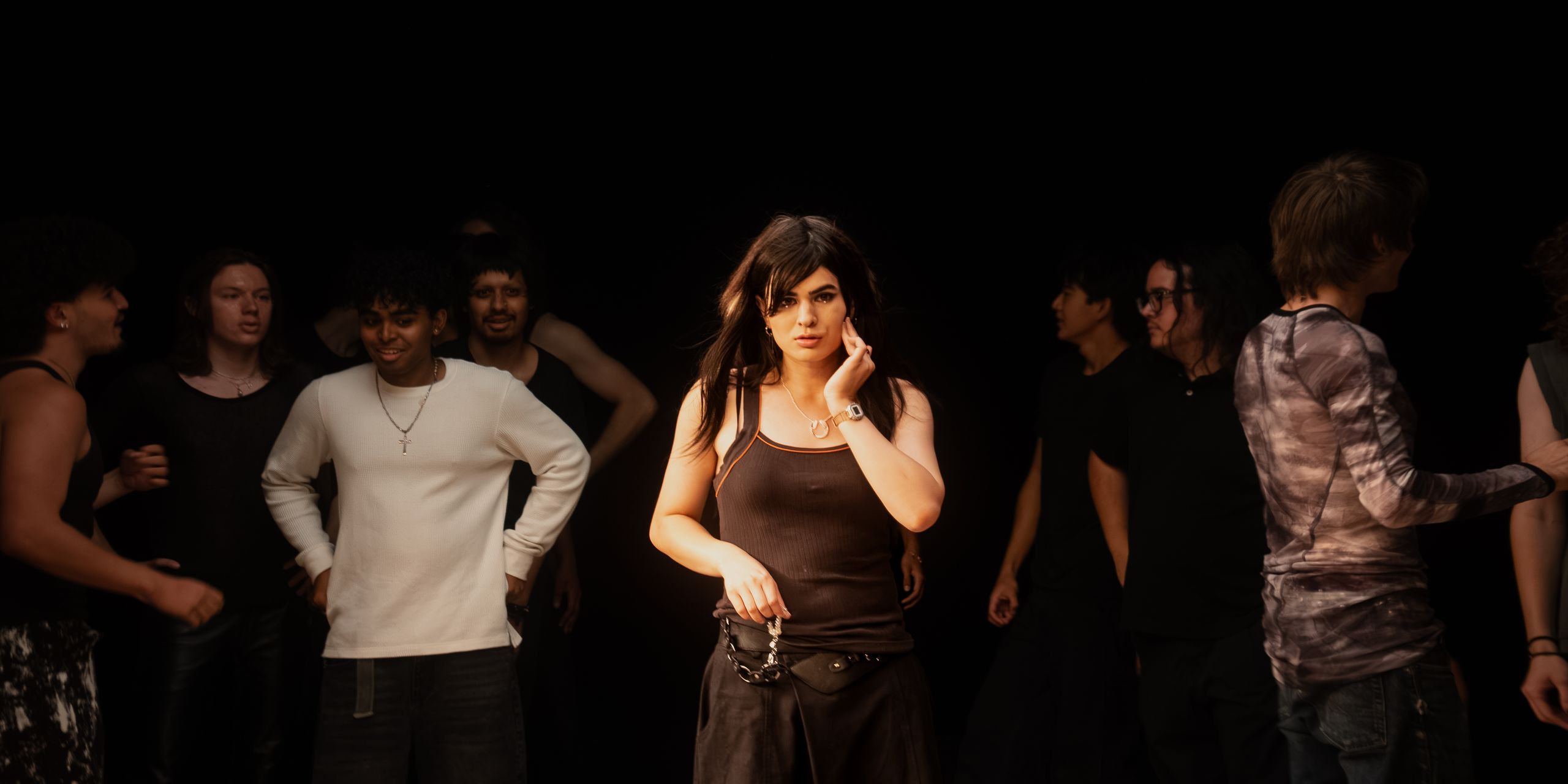 Underscores Lights Up the Soundstage in New “The Peace†Video — image 5