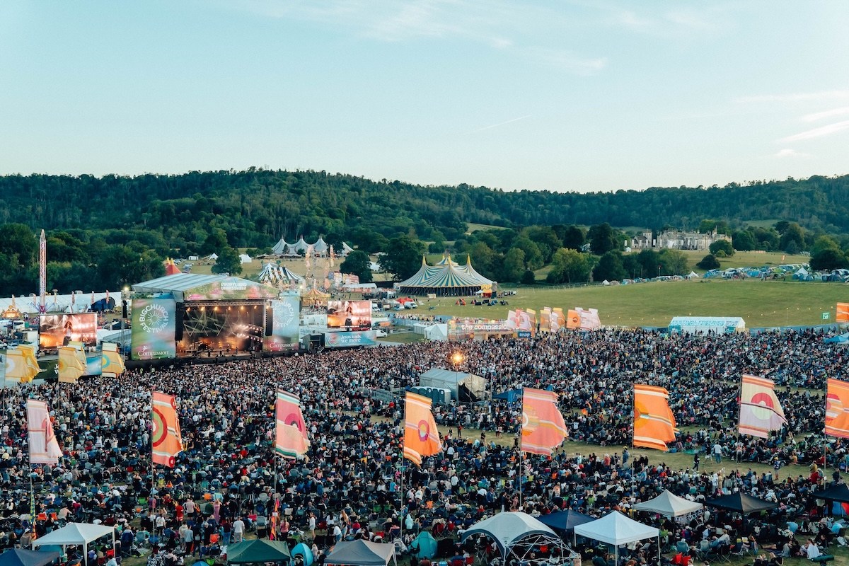 Olivia Rodrigo Sings With Stevie Nicks At Daisy Chain Fields, Raises $20M For Women's Rights: "See You Next Year" — image 10