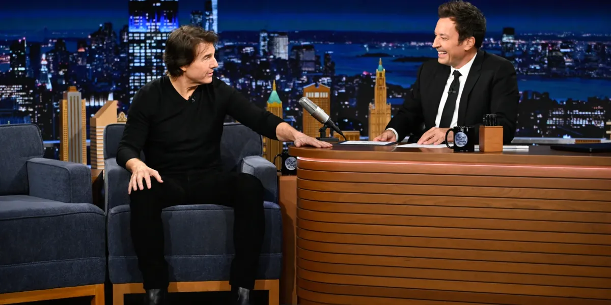 Tom Cruise Says Taylor Swift Schooled Him on Football at Chiefs Game