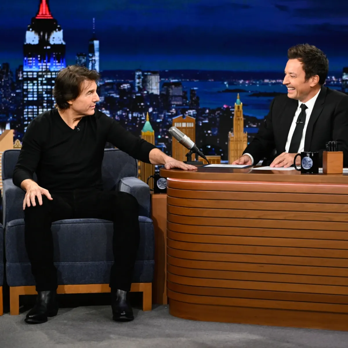Tom Cruise Says Taylor Swift Schooled Him on Football at Chiefs Game — image 2