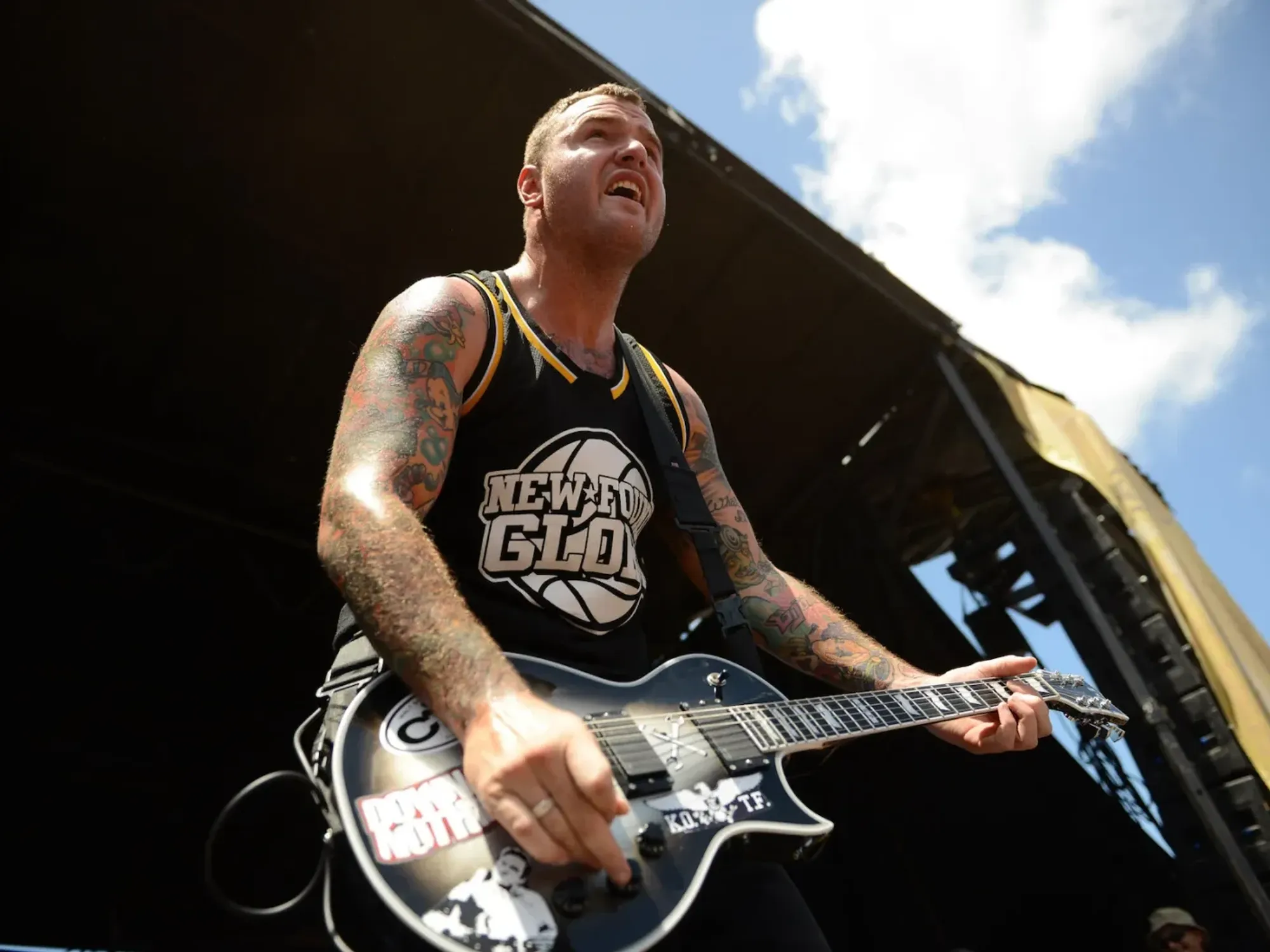 Chad Gilbert, New Found Glory’s Founding Guitarist, Dead at 45 — image 3