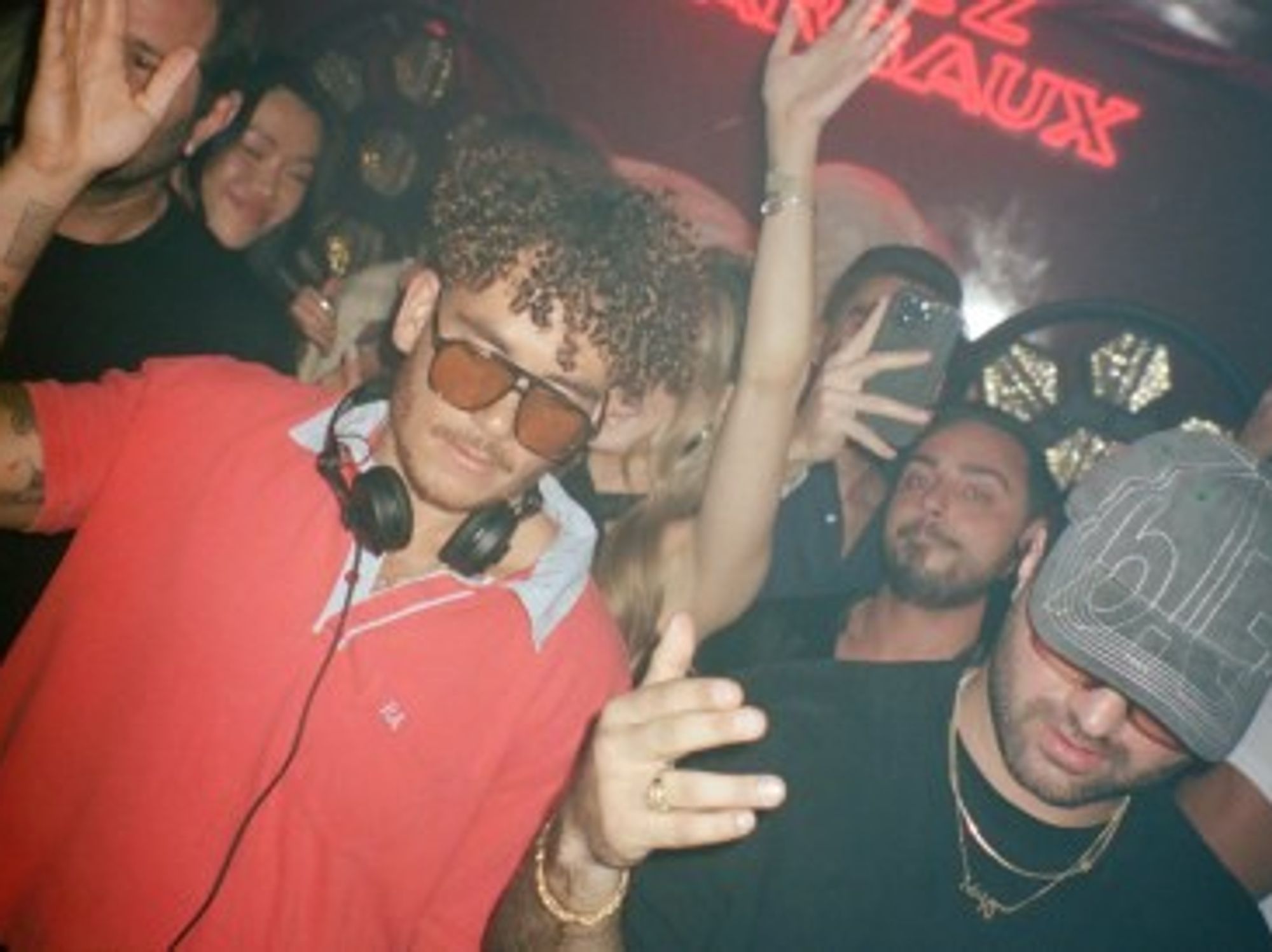 Inside the Exclusive Music Gigs at Private-Members Clubs — image 3