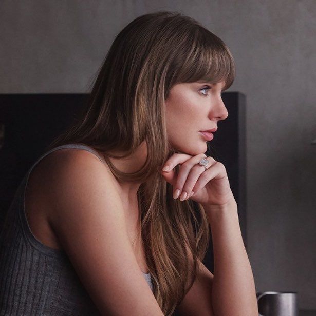 Taylor Swift Announces New Single “Patient Zero†— image 8