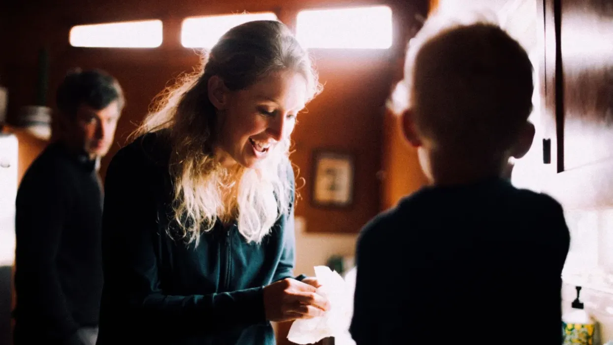 Nathan Fielder Isn’t Convinced Elizabeth Holmes Has Nothing to Hide in Documentary Trailer — image 4