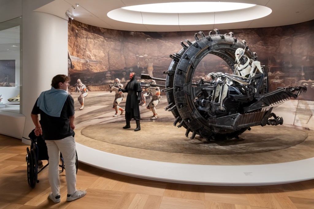 Canada's Biggest Movie Theater Chain Might Be Going Up For Sale — image 10