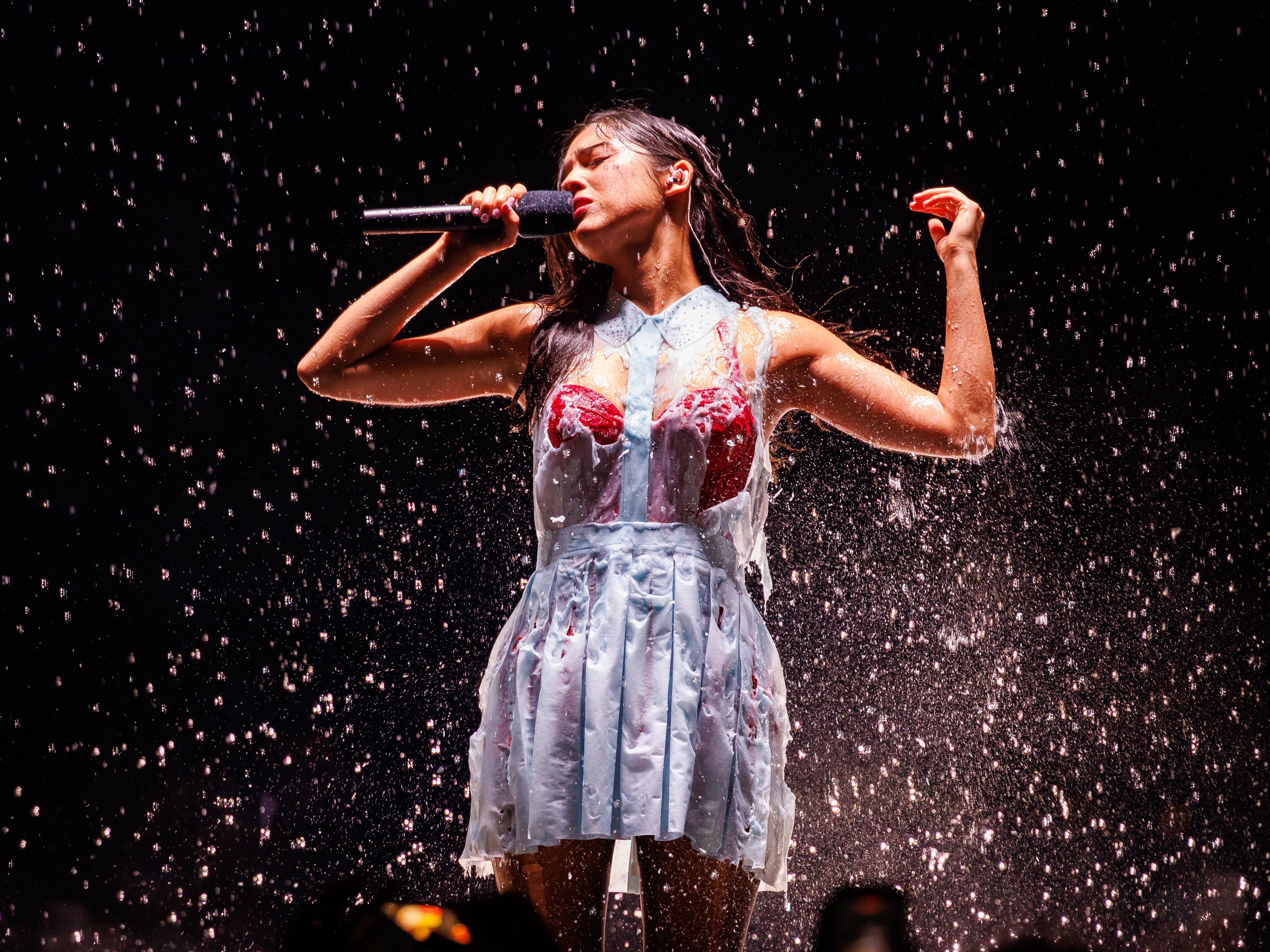 Here’s What Went Down at Olivia Rodrigo’s Unraveled Tour Opener — image 2