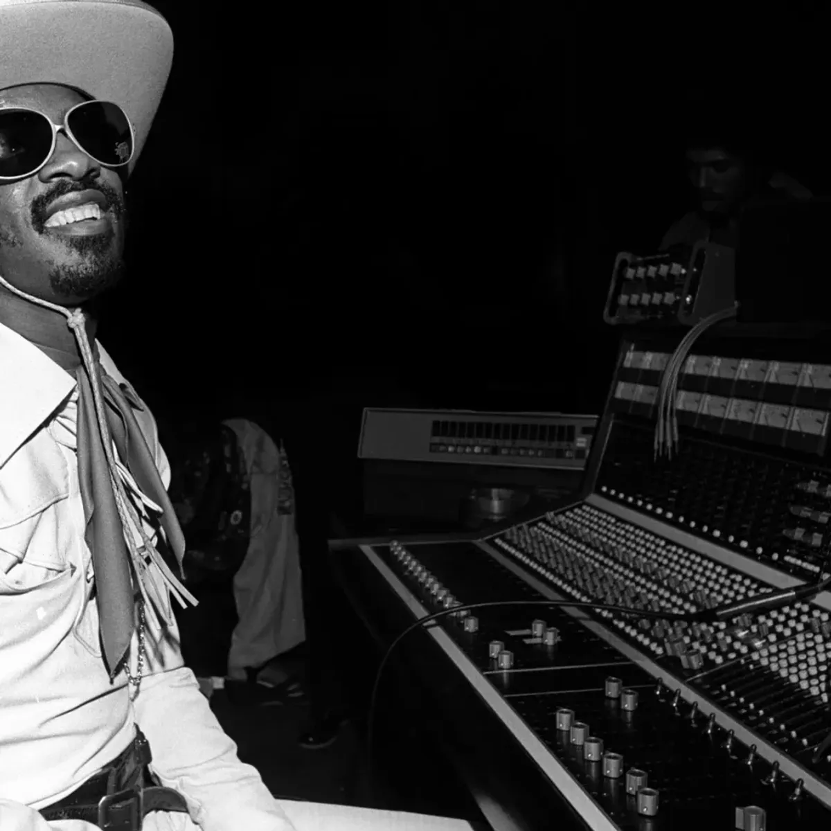 Stevie Wonder Surprise-Releases Four Previously Unheard ‘Songs in the Key of Life’ — image 2