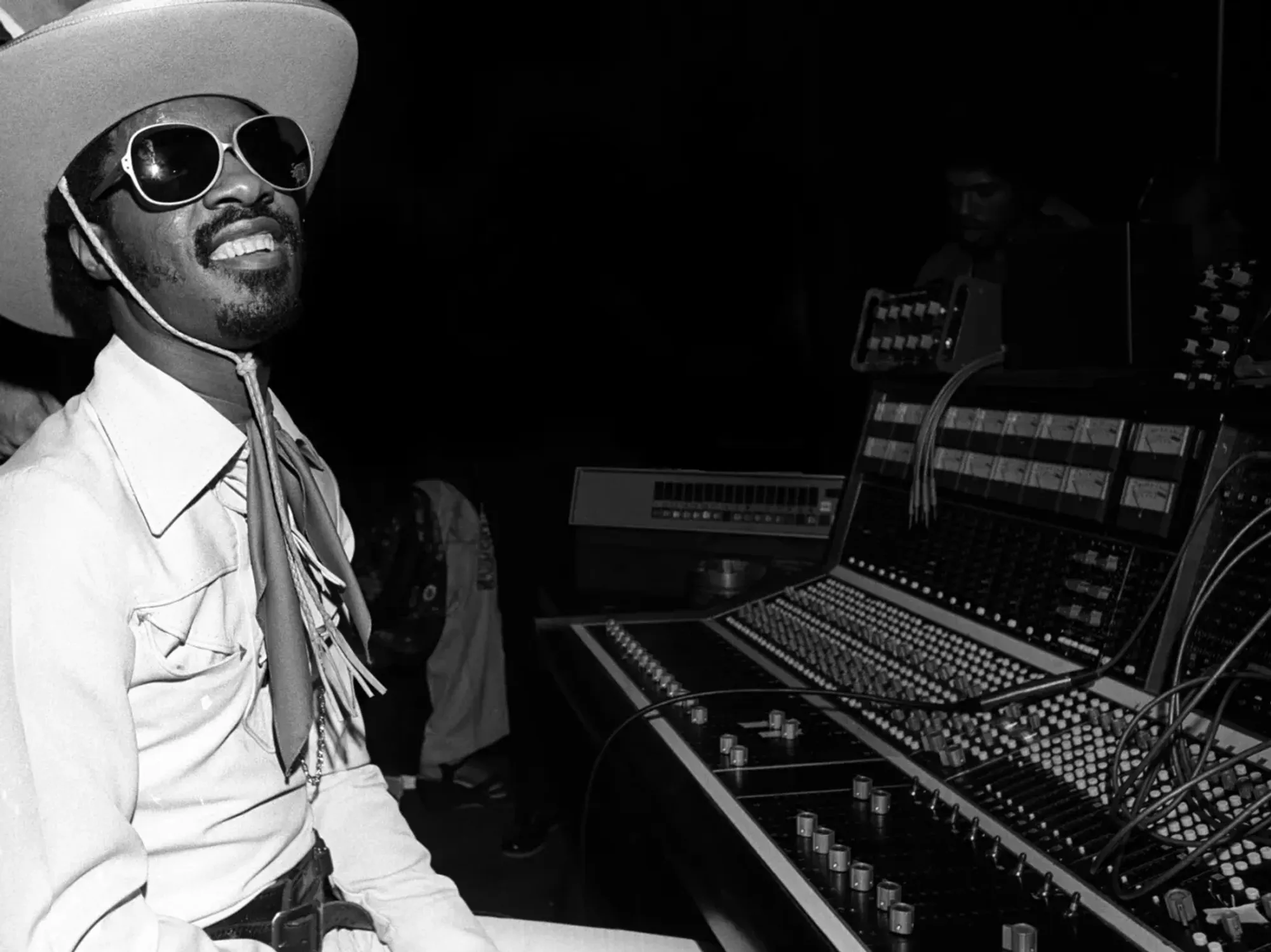 Stevie Wonder Surprise-Releases Four Previously Unheard ‘Songs in the Key of Life’ — image 3