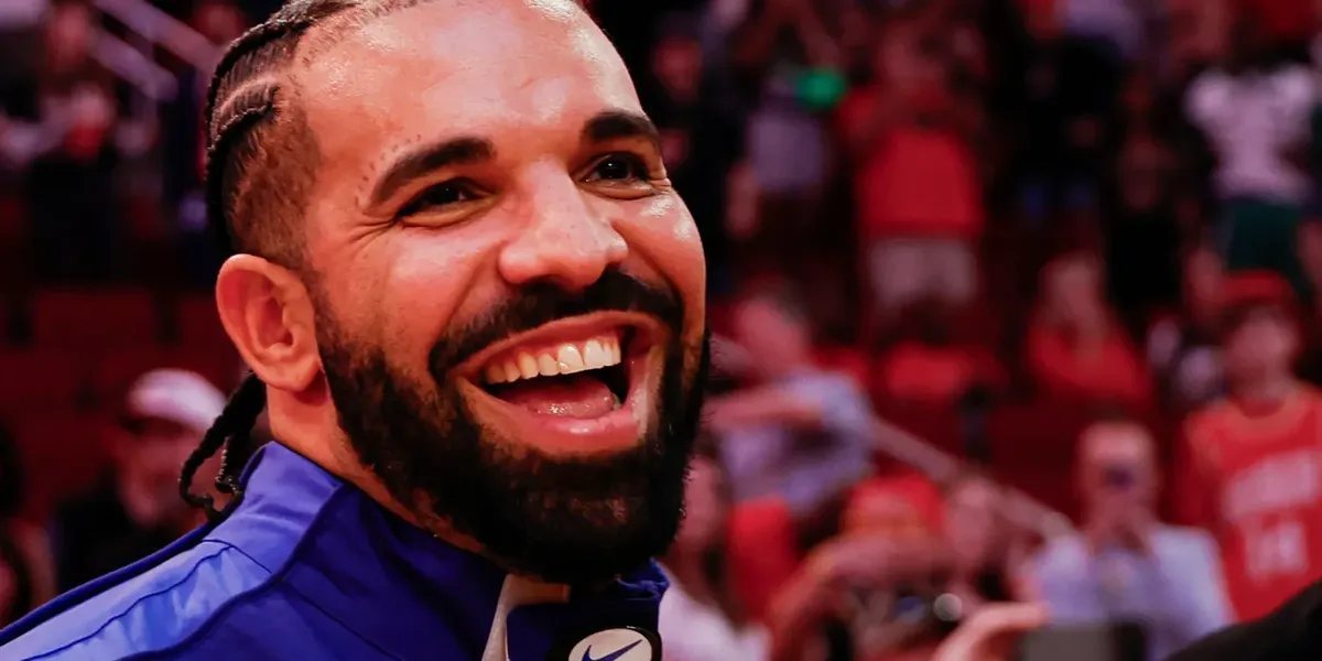 Drake Expands 'Habibti' With Four Songs From 'FOMO'
