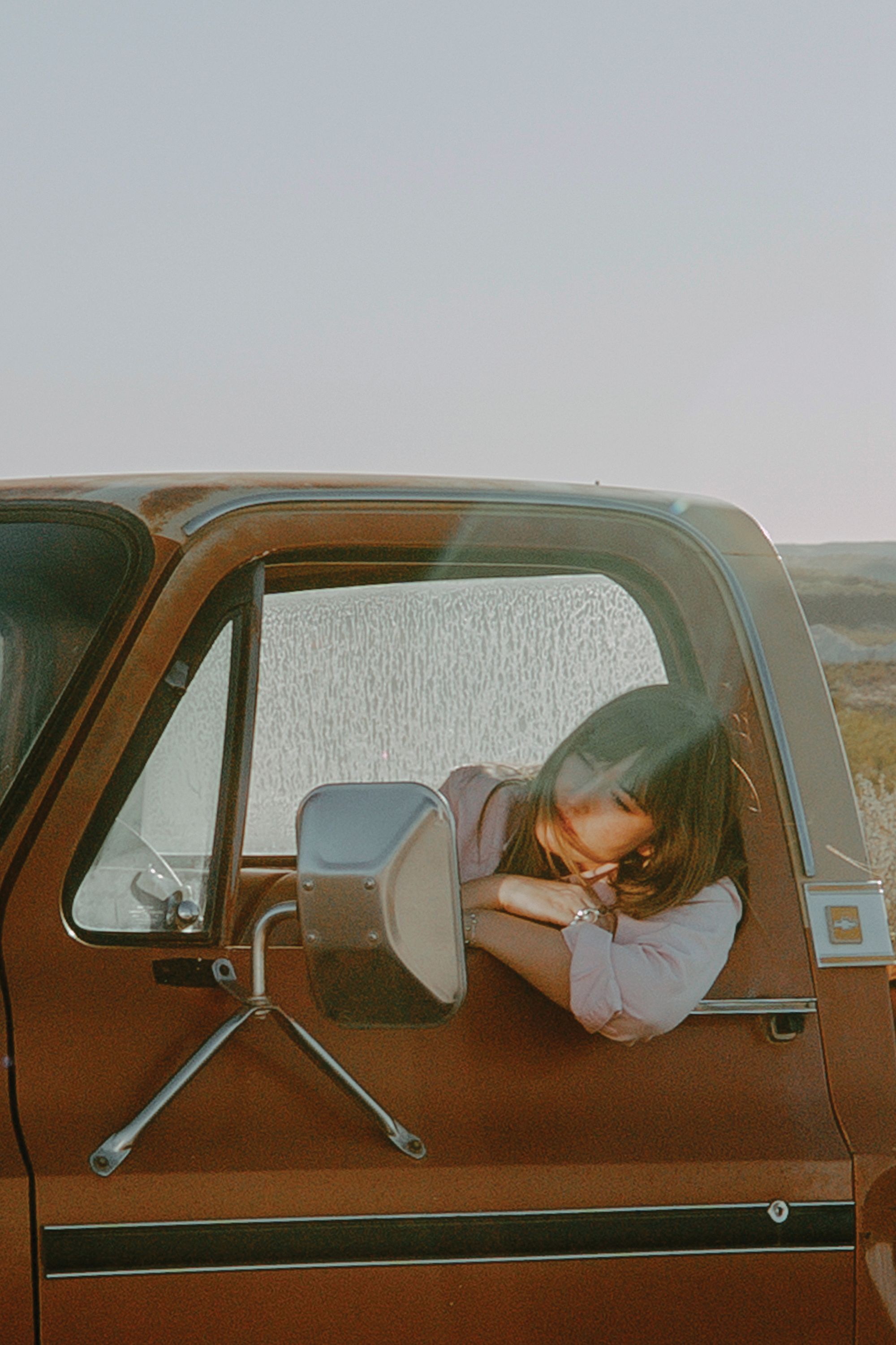 Jess Williamson: A Mile South of Heaven