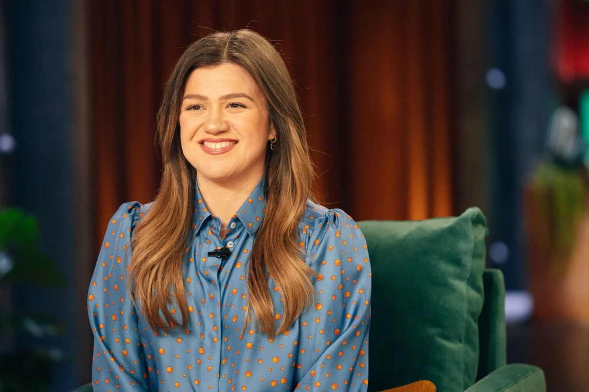 More Details Emerge About Kelly Clarkson’s Feud With Brooklyn Shop — image 6